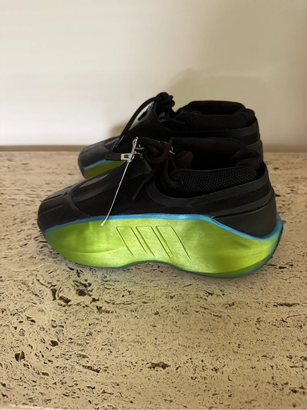 adidas Crazy liinfinity sneakers.  Unisex M6/W7. MSRP $173
